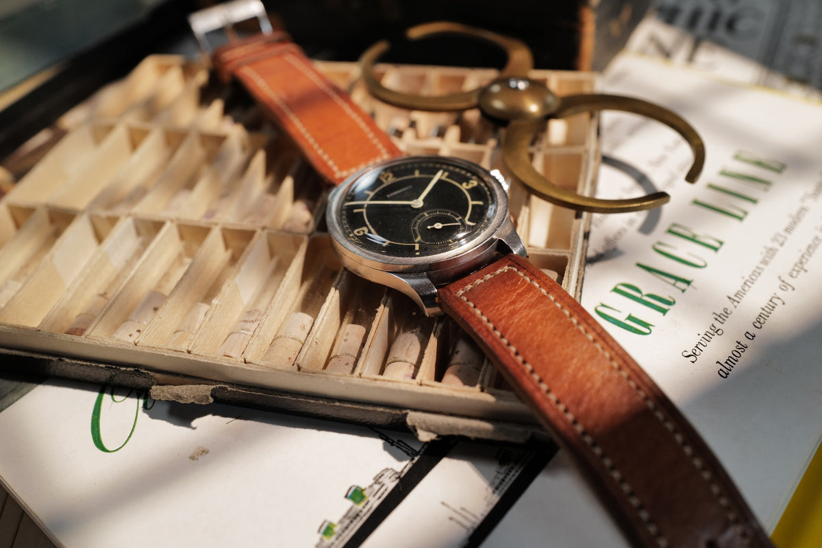 Longines Ref. 2326 – Black Sector Dial – 1938