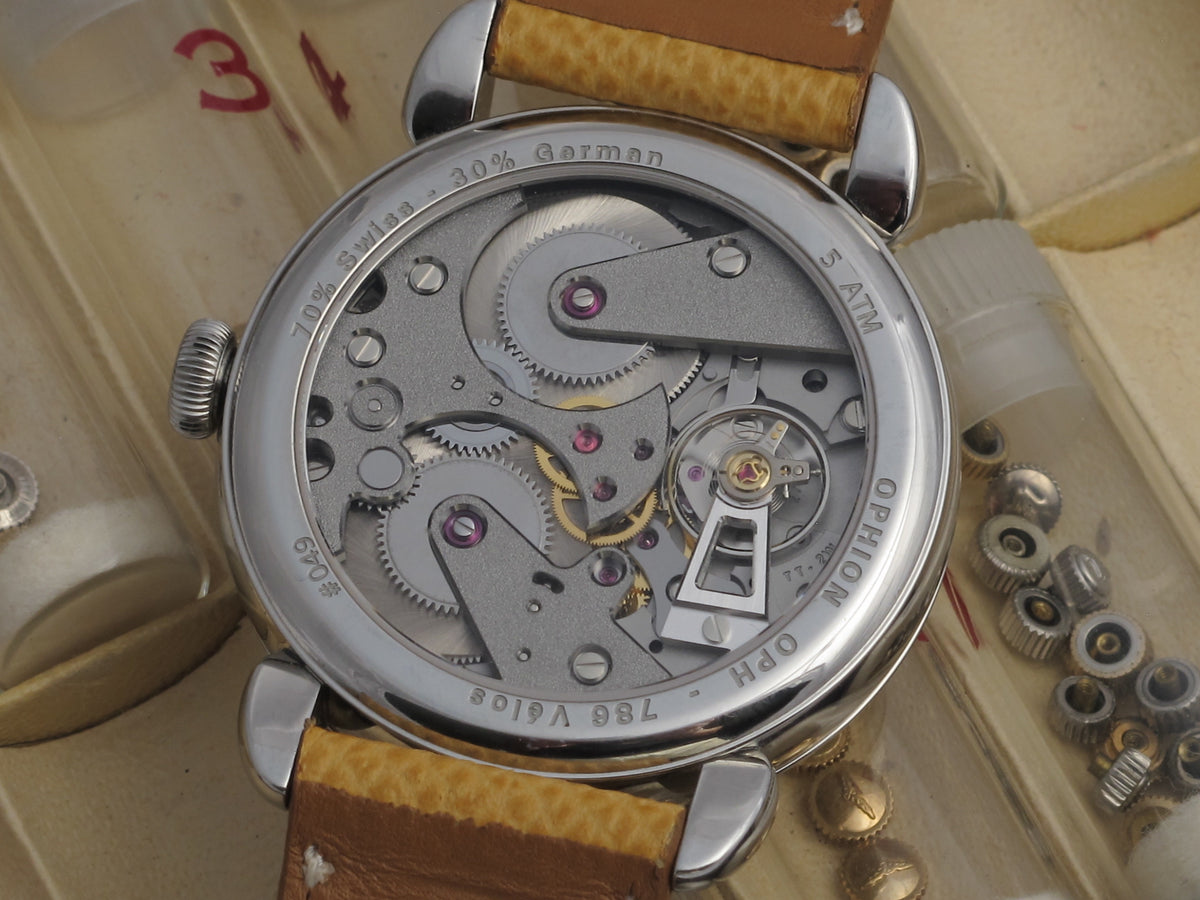 Ophion OPH 786 Vélos – Early Special Order with a Rare Brushed Radial Silver Dial